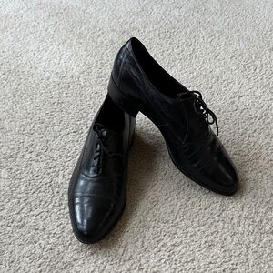 Florsheim Classic Black Leather Oxfords